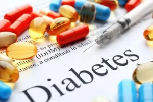 Píldoras y jeringa como opciones de tratamiento para la diabetes
